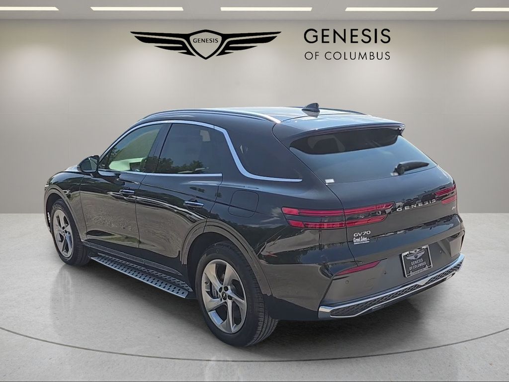 Used 2026 Genesis GV70 2.5T AWD/4WD image 3