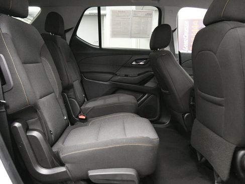 Used 2020 Chevrolet Traverse LT AWD/4WD image 24