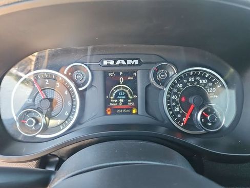 Used 2025 RAM 1500 Big Horn AWD/4WD image 12