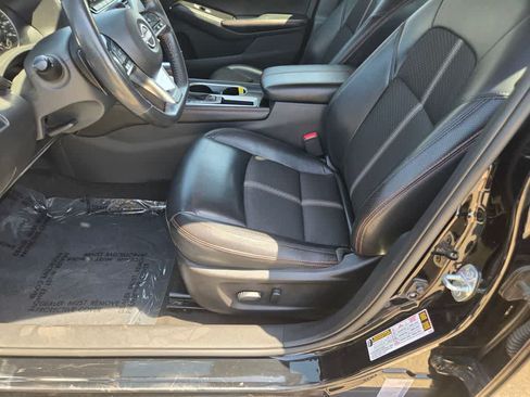 Used 2023 Nissan Altima 2.5 SR FWD image 18