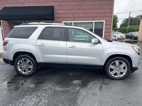 Used 2017 GMC Acadia Limited SLT FWD image 6