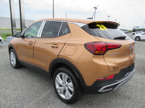 Used 2024 Buick Encore GX Preferred FWD image 5