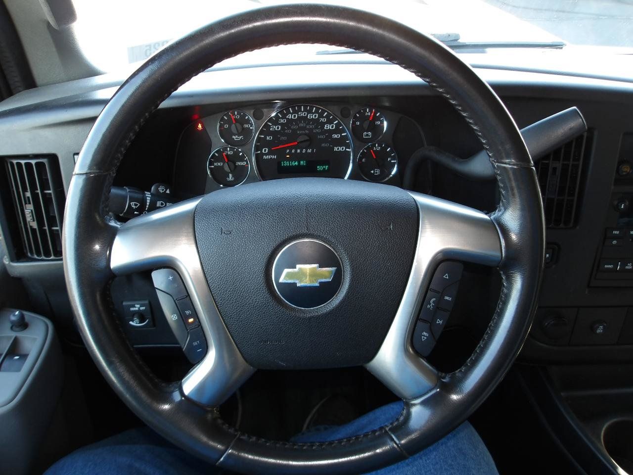Used 2016 Chevrolet Express 3500 RWD image 14