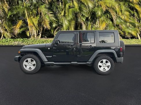 Used 2012 Jeep Wrangler Unlimited Sport AWD/4WD image 8