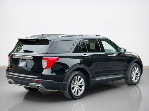 Used 2023 Ford Explorer Limited w/ Equipment Group 301A RWD image 8