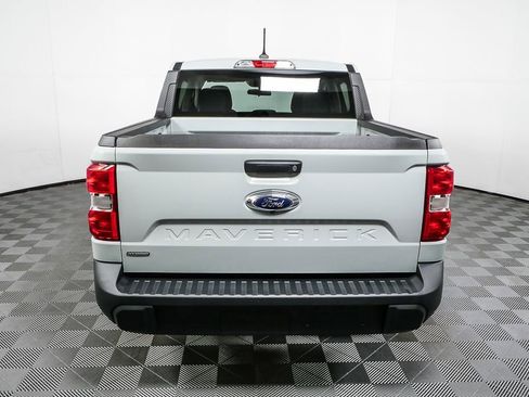 Used 2022 Ford Maverick XLT image 6
