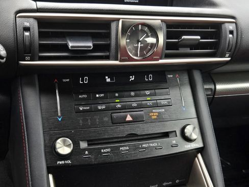 Used 2018 Lexus IS 300 F Sport image 23