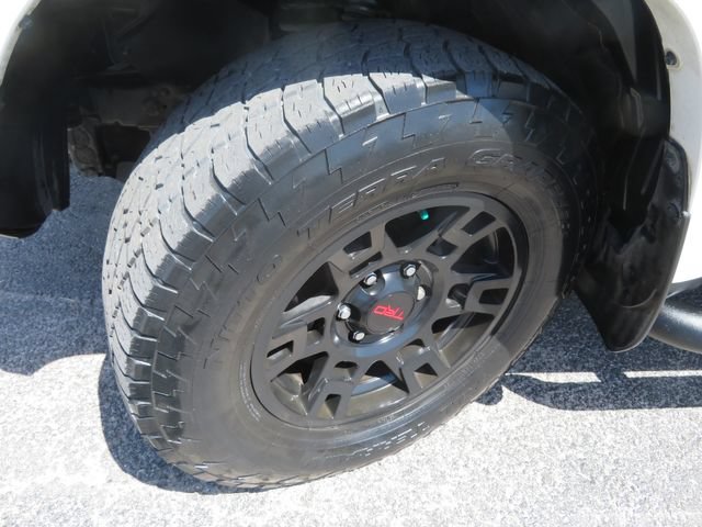Used 2021 Toyota 4Runner SR5 Premium w/ Moonroof Package AWD/4WD image 9