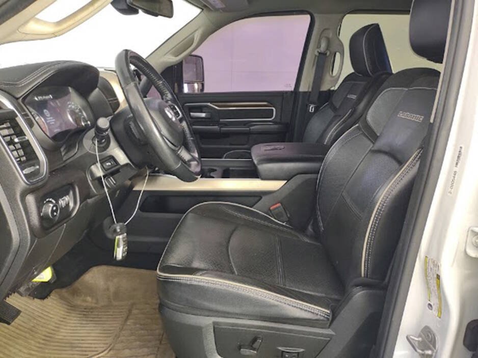 Used 2023 RAM 2500 Laramie AWD/4WD image 13