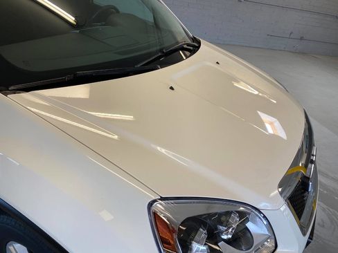 Used 2010 GMC Acadia SL w/ Preferred Package image 8