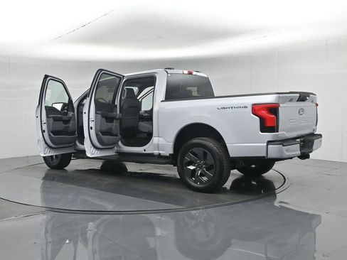 New 2025 Ford F150 Lightning Flash AWD/4WD image 34