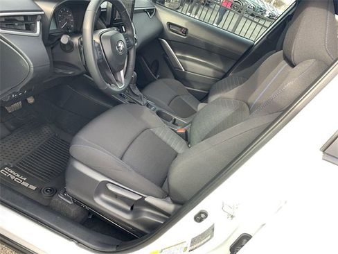 Used 2024 Toyota Corolla Cross SE image 18