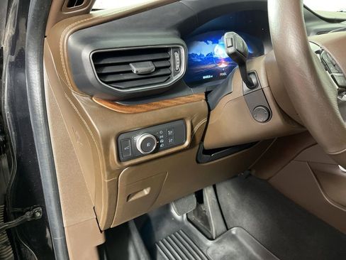 Used 2022 Ford Explorer King Ranch w/ Technology Package image 27
