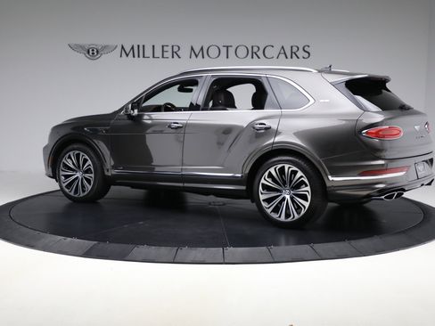 Certified 2021 Bentley Bentayga image 4