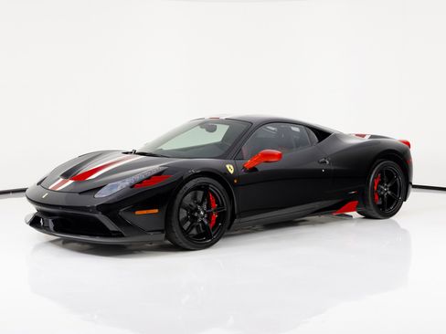 Used 2015 Ferrari 458 Speciale Coupe image 7