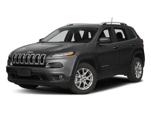 Used 2016 Jeep Cherokee Latitude w/ Cold Weather Group image 1
