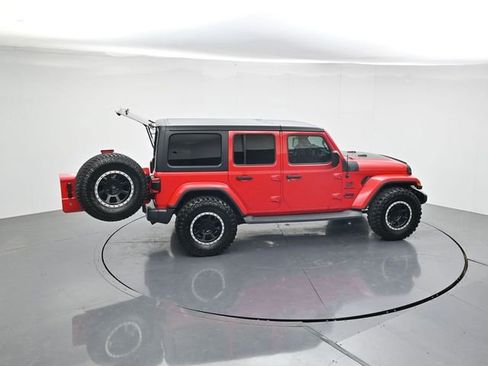 Used 2019 Jeep Wrangler Unlimited Sahara w/ Safety Group AWD/4WD image 44