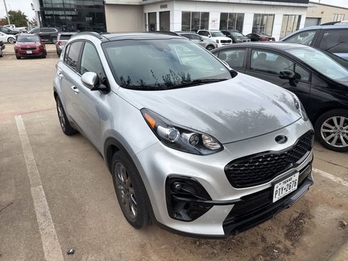Certified 2022 Kia Sportage Nightfall Edition w/ Nightfall Fwd Premium Package image 5
