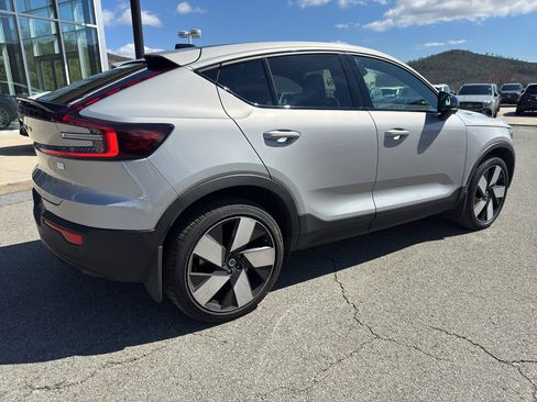 Used 2023 Volvo C40 P8 Recharge Ultimate AWD/4WD image 7