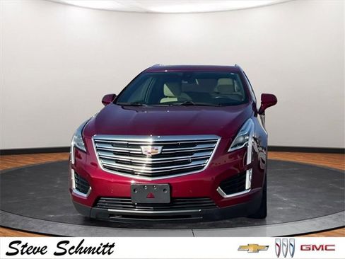 Used 2017 Cadillac XT5 Luxury w/ Driver Awareness Package image 3