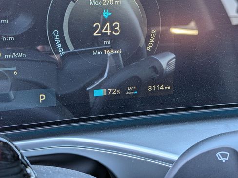 Used 2026 Hyundai Ioniq 9 Limited image 22