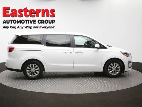 Used 2020 Kia Sedona LX FWD image 44
