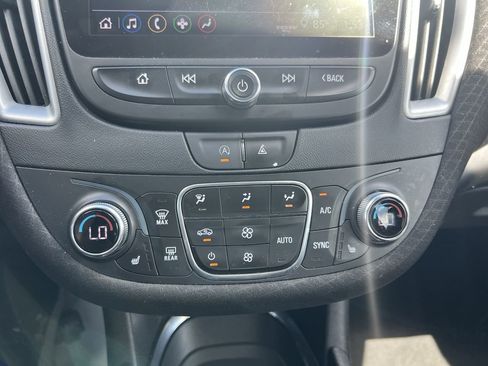 Used 2023 Chevrolet Malibu LT image 29