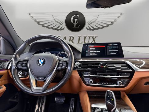 Used 2018 BMW 640i Gran Turismo xDrive image 10