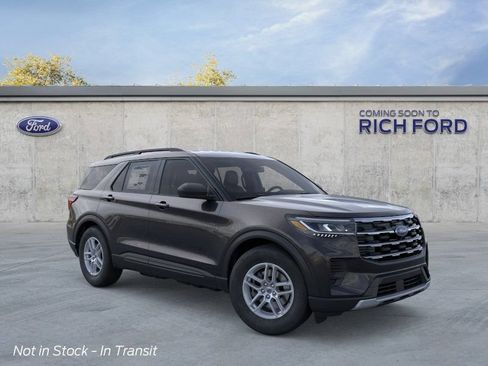 New 2026 Ford Explorer Active AWD/4WD image 7
