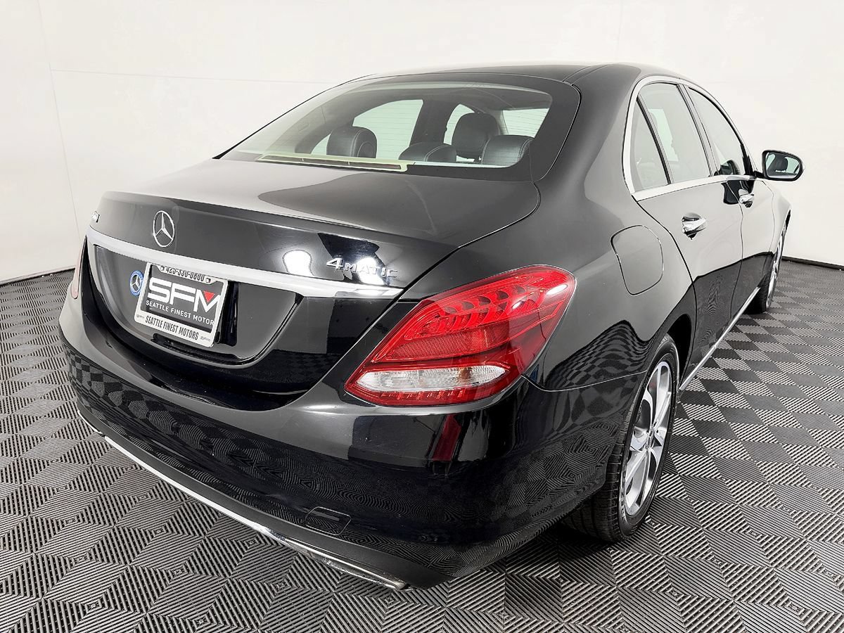 Used 2017 Mercedes-Benz C 300 4MATIC Sedan image 9