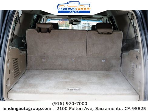 Used 2018 Chevrolet Suburban Premier image 25