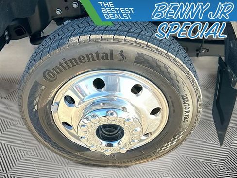 Used 2024 Ford F450 Platinum image 33