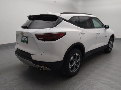 Used 2024 Chevrolet Blazer LT w/ Convenience Package FWD image 9