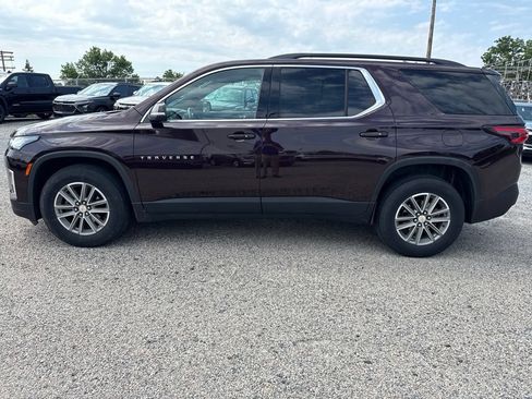 Used 2023 Chevrolet Traverse LT AWD/4WD image 2