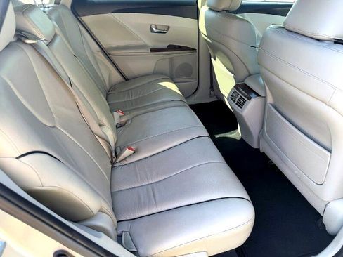 Used 2009 Toyota Venza image 7