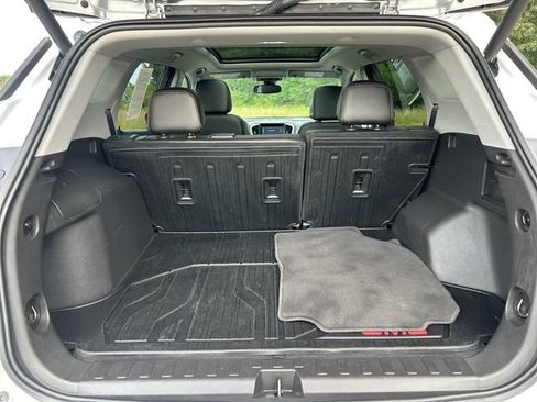 Used 2021 GMC Terrain SLT w/ Infotainment Package II AWD/4WD image 24