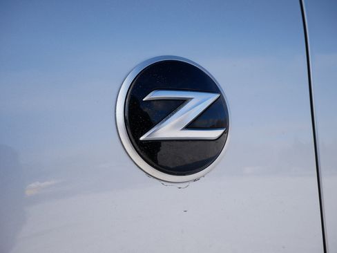 Used 2017 Nissan 370Z Coupe image 31