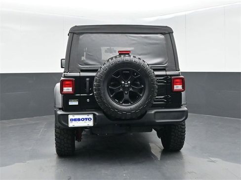 Used 2022 Jeep Wrangler Unlimited Sport image 7