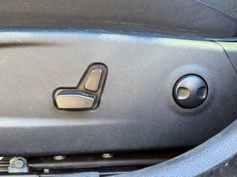 Used 2022 Dodge Charger Scat Pack w/ Driver Convenience Group image 25