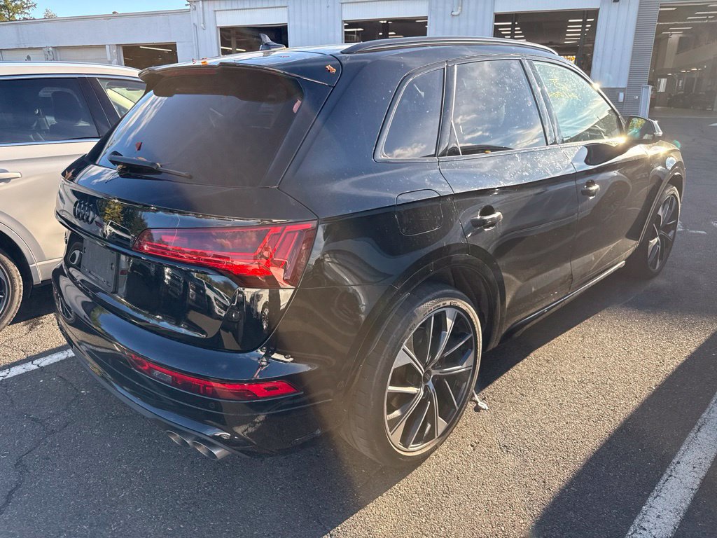 Used 2024 Audi SQ5 Prestige w/ Prestige Package AWD/4WD image 8