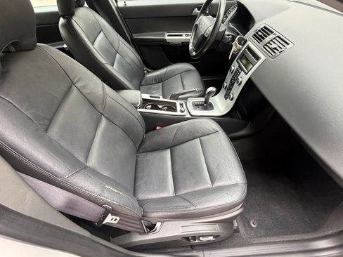 Used 2010 Volvo S40 2.4i FWD image 21