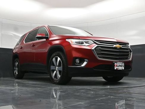 Used 2018 Chevrolet Traverse LT w/ LPO, Floor Liner Package AWD/4WD image 62