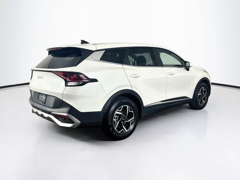 Used 2025 Kia Sportage LX FWD image 9