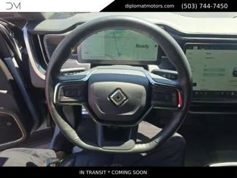 Used 2024 Rivian R1T Adventure AWD/4WD image 9