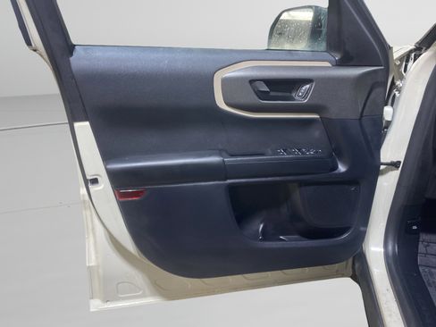 Used 2025 Ford Bronco Sport Big Bend w/ Convenience Package image 13