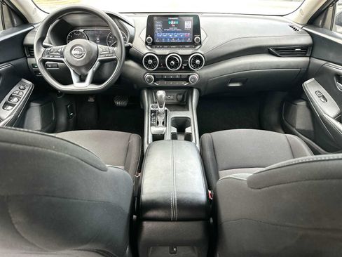 Used 2025 Nissan Sentra SV FWD image 25