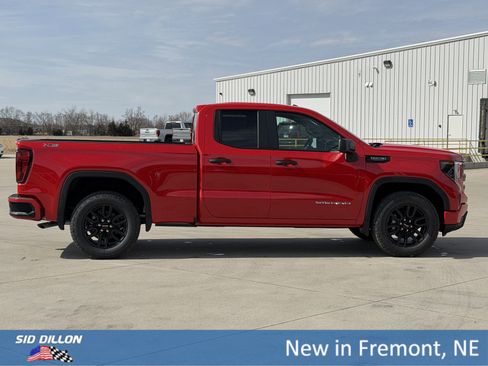 New 2026 GMC Sierra 1500 Pro w/ Graphite Edition AWD/4WD image 3