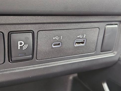Certified 2024 Nissan Frontier S w/ Technology Package RWD image 23