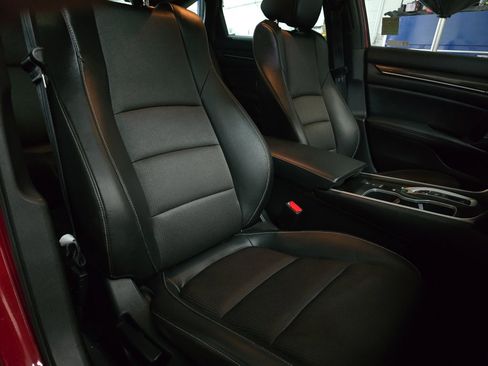 Used 2022 Honda Accord Sport image 23