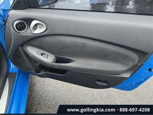 Used 2009 Nissan 370Z Touring w/ Sport Pkg image 10